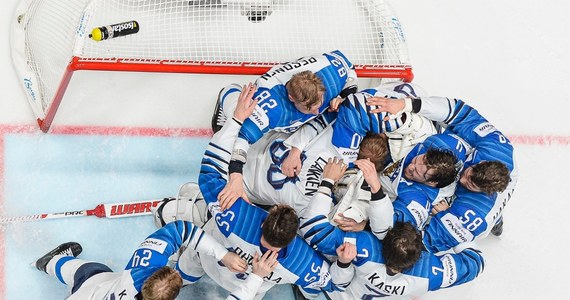 Zwycięstwo Finlandii w finale mistrzostw świata z faworyzowaną Kanadą 3:1 nazwane zostało w Skandynawii "nieprawdopodobną bajką o fińskim Kopciuszku", "hokejowym hard rockiem" i powrotem romantyzmu do cynicznego i przewidywalnego sportu zawodowego.