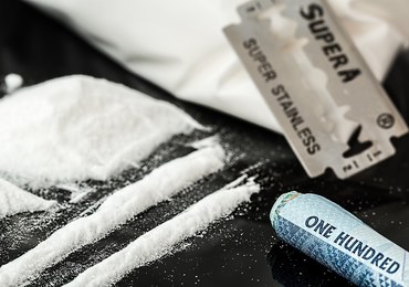 Przemycał w żołądku ponad 200 kapsułek z kokainą. Zmarł w samolocie z przedawkowania