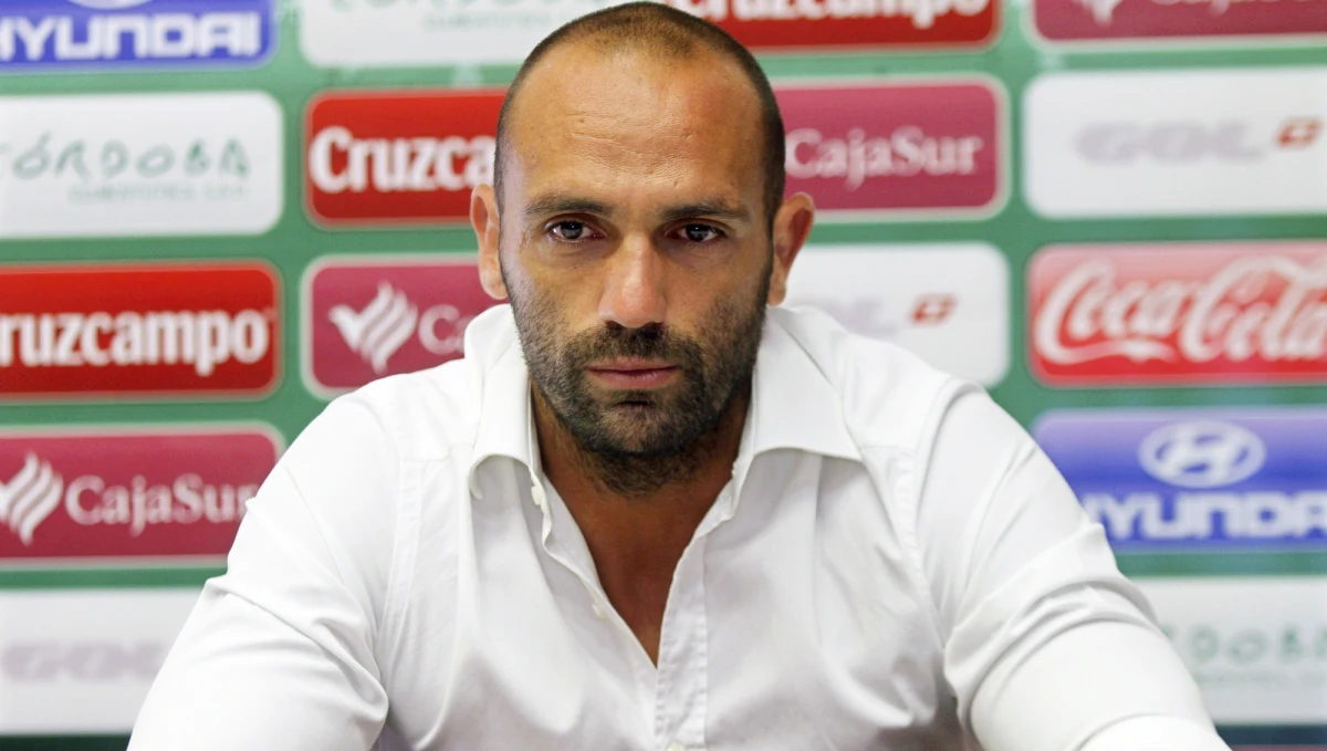 Hiszpańska policja zatrzymała we wtorek kilku piłkarzy oraz działaczy sportowych z klubów pierwszej i drugiej ligi. Są oni podejrzani m.in. o ustawianie wyników meczów i przynależność do zorganizowanej grupy przestępczej.