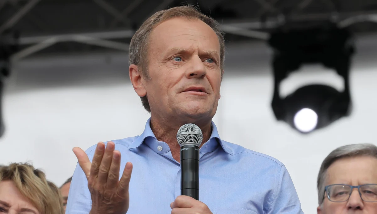 Przesłuchanie mnie przez sejmową komisję śledczą ds. VAT nie będzie możliwe w tym tygodniu - poinformował szef Rady Europejskiej Donald Tusk. Zapewnił przy tym, że zostanie ustalony inny termin przesłuchania.