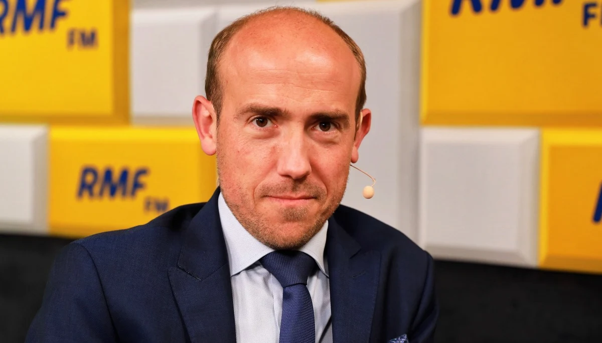 "Druga formacja nie jest formacją wygraną. Pomimo 38 proc. i dobrego wyniku, w stosunku do tego, co było kilka miesięcy temu, to musimy jednak wiele poprawić, by być tym ugrupowaniem na pierwszym miejscu" - tak o wyniku Koalicji Europejskiej w wyborach do europarlamentu mówił w Popołudniowej rozmowie w RMF FM wiceprzewodniczący Platformy Obywatelskiej Borys Budka. "W najbliższym czasie będziemy analizować, gdzie ta porażka była bardziej widoczna, gdzie udało nam się wygrać" - powiedział.