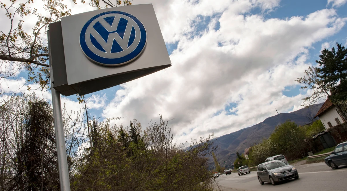 Polska w dieslowym "ogonie" Europy. Tylko w Rumunii niższy jest wskaźnik naprawy aut z grupy Volkswagen. Tych, które były "bohaterem" afery z fałszowaniem wyników emisji spalin - pisze w środę "Rzeczpospolita".