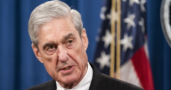 Prokurator specjalny Robert Mueller powiedział w środę, że rezygnuje ze stanowiska w resorcie sprawiedliwości USA, i wyjaśnił, że oskarżenie prezydenta Donalda Trumpa ws. Russiagate nie było możliwe w ramach wytycznych tego ministerstwa.