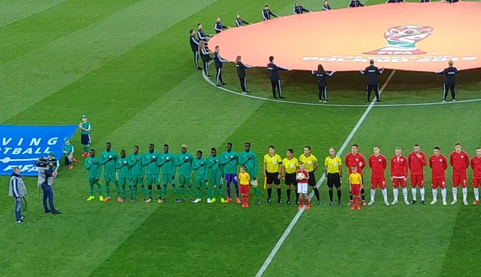 Hymny przed meczem Senegal - Polska na MŚ U-20. Wideo