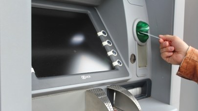 Wysadzony bankomat w Katowicach. Policja szuka sprawców