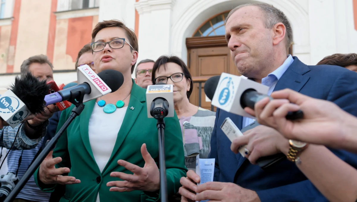 Według nieoficjalnych informacji dziennikarzy RMF FM liderzy Koalicji Obywatelskiej i Nowoczesnej mają jutro ogłosić powrót do formuły współpracy tych dwóch ugrupowań i rozpoczęcie rozmów nad jej poszerzeniem o kolejne partie.