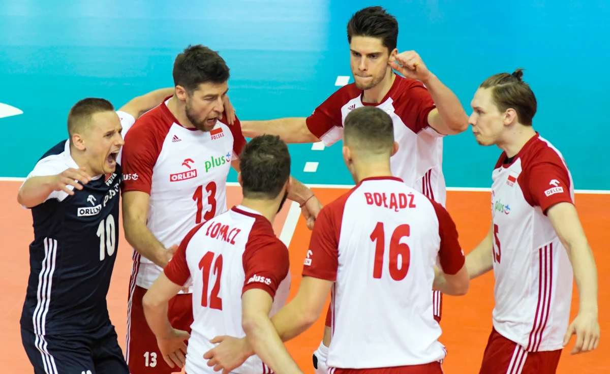 Siatkarska Liga Narodów. Reprezentacja Polski pokonała zespół USA 3:2 (17:25, 34:32, 26:28, 25:23, 15:9) w pełnym emocji spotkaniu siatkarskiej Ligi Narodów. Jest to drugie zwycięstwo "Biało-czerwonych" w turnieju rozgrywanym w katowickim Spodku. 