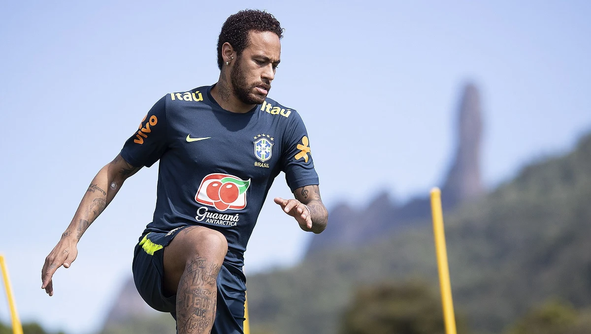 Brazylijski piłkarz Neymar został oskarżony o gwałt - poinformowały media, powołując się na raport sporządzony przez policję w Sao Paolo. Do zdarzenia miało dojść 15 maja w Paryżu. Ofiara, obywatelka Brazylii, złożyła zeznania dopiero po powrocie do kraju.