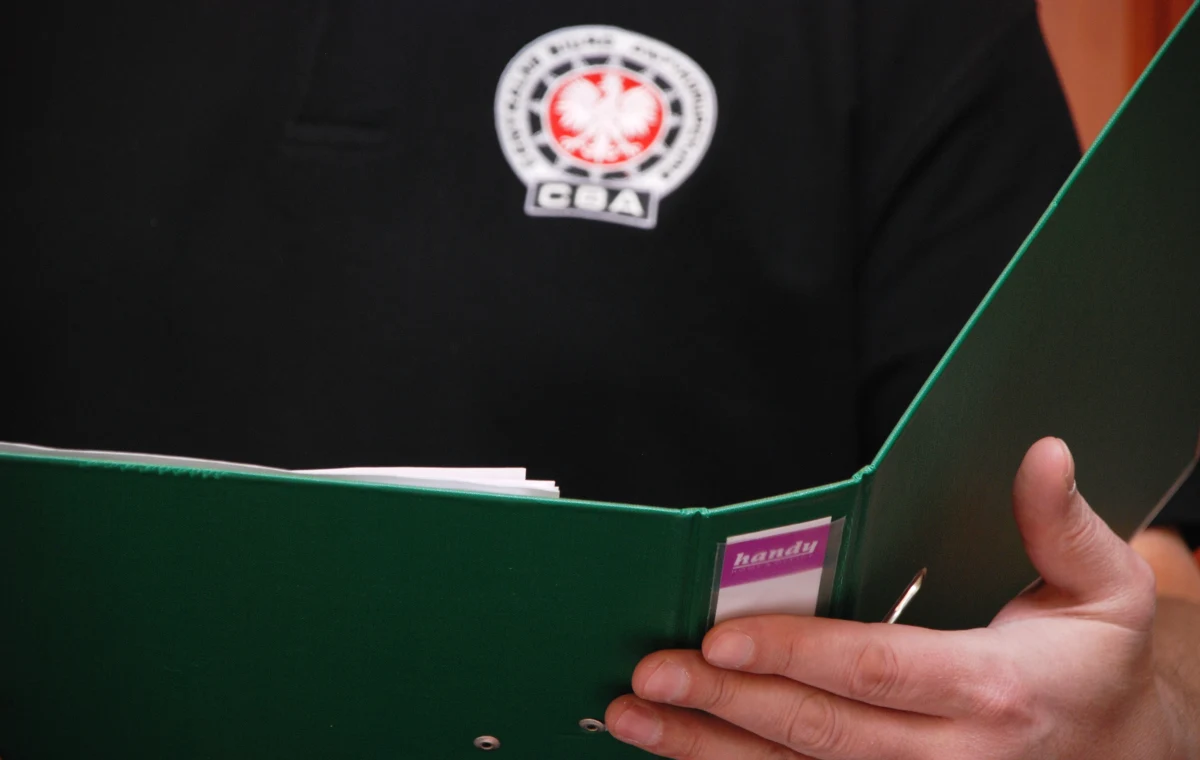 Centralne Biuro Antykorupcyjne przeprowadziło kontrolę związaną z przebudową strzelnicy w Wyższej Szkole Policji w Szczytnie. MSWiA zapewnia, że "placówka zrealizowała wnioski dotyczące stwierdzonych przez CBA nieprawidłowości". 
