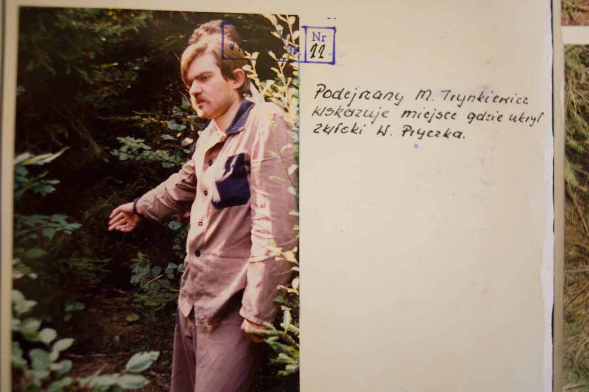 1 czerwca do piotrkowskiego Sądu Wojewódzkiego wpłynął akt oskarżenia przeciwko Mariuszowi Trynkiewiczowi. Mężczyzna będzie odpowiadać za brutalne zabójstwo czterech chłopców: 11-letniego Tomka, dwóch 12-latków: Artura i Krzysztofa oraz 13-letniego Wojtka.