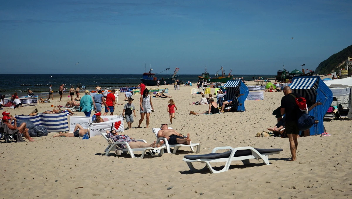 Wczoraj w Polsce utopiło się aż sześć osób - poinformowało w poniedziałek na Twitterze Rządowe Centrum Bezpieczeństwa. RCB apeluje o zachowanie zasad bezpieczeństwa nad wodą.