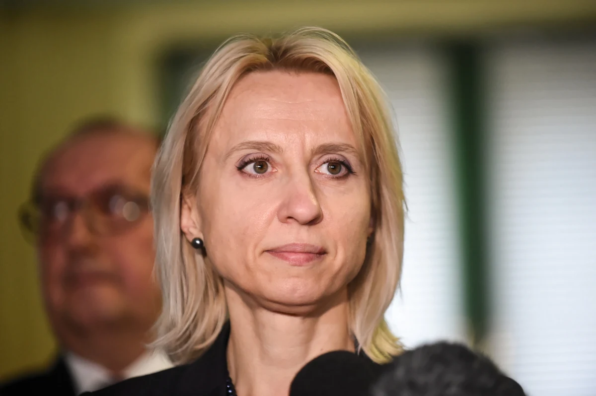 Teresa Czerwińska dostała ofertę przejścia do zarządu Narodowego Banku Polskiego - dowiedzieli się reporterzy RMF FM. Informację naszych dziennikarzy potwierdził rzecznik prezydenta Błażej Spychalski.