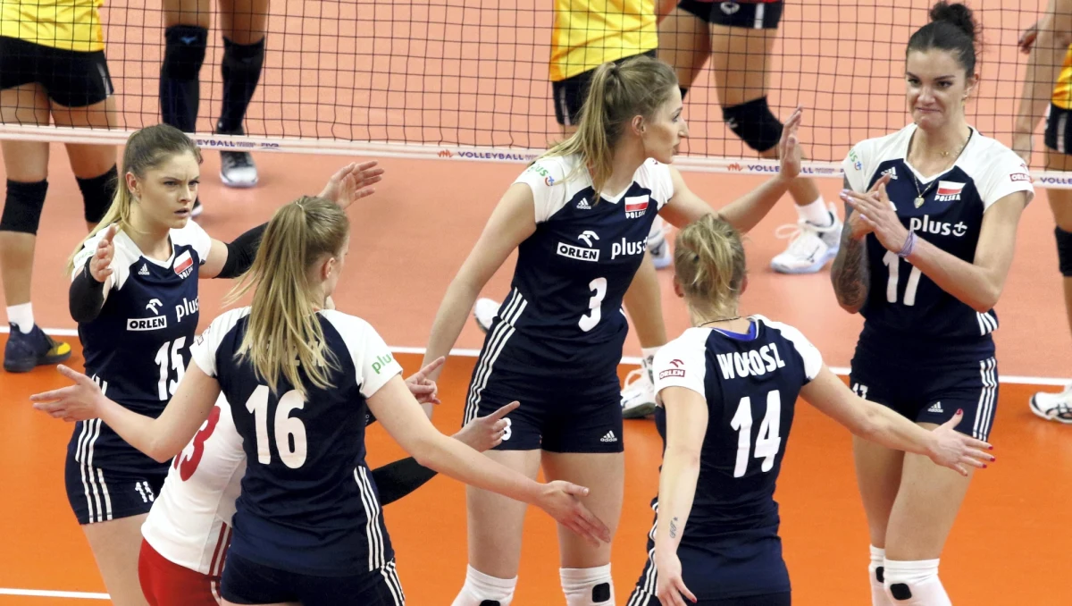 Trudne zadanie przed reprezentacją Polski siatkarek. Po wczorajszej porażce 0:3 z Serbkami, dziś zmierzą się z zespołem Belgii, który jest gospodarzem turnieju Ligi Narodów. Jak mówi nam była reprezentantka Polski, a obecnie trenerka SMS-u Szczyrk Joanna Staniucha-Szczurek. „Zawodniczki wyszły wczoraj spięte i pod presją, a dziś spróbują udowodnić, że po porażce potrafią się podnieść”. Początek dzisiejszego meczu o 20:15. 