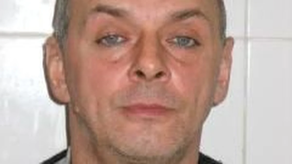 Prokuratura Rejonowa w Siemianowicach Śląskich wszczęła śledztwo przeciwko podejrzanemu Markowi Gieraczowi urodzonemu w dniu 17 kwietnia 1964 r., który nie posiada stałego miejsca zamieszkania, a ostatnio przebywał w Siemianowicach Śląskich. Mężczyzna jest podejrzany o zabójstwo 28-latka, którego zwłoki ujawniono na nieużytkach w dniu 1 czerwca br. 