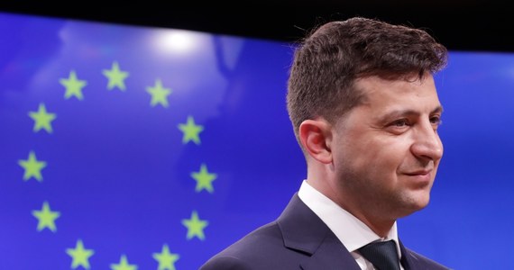 Nowy prezydent Ukrainy Wołodymyr Zełenski został oskarżony o plagiat fragmentu przemówienia swego poprzednika, Petra Poroszenki, który wykorzystał w rozmowach z szefem Rady Europejskiej Donaldem Tuskiem w środę w Brukseli.