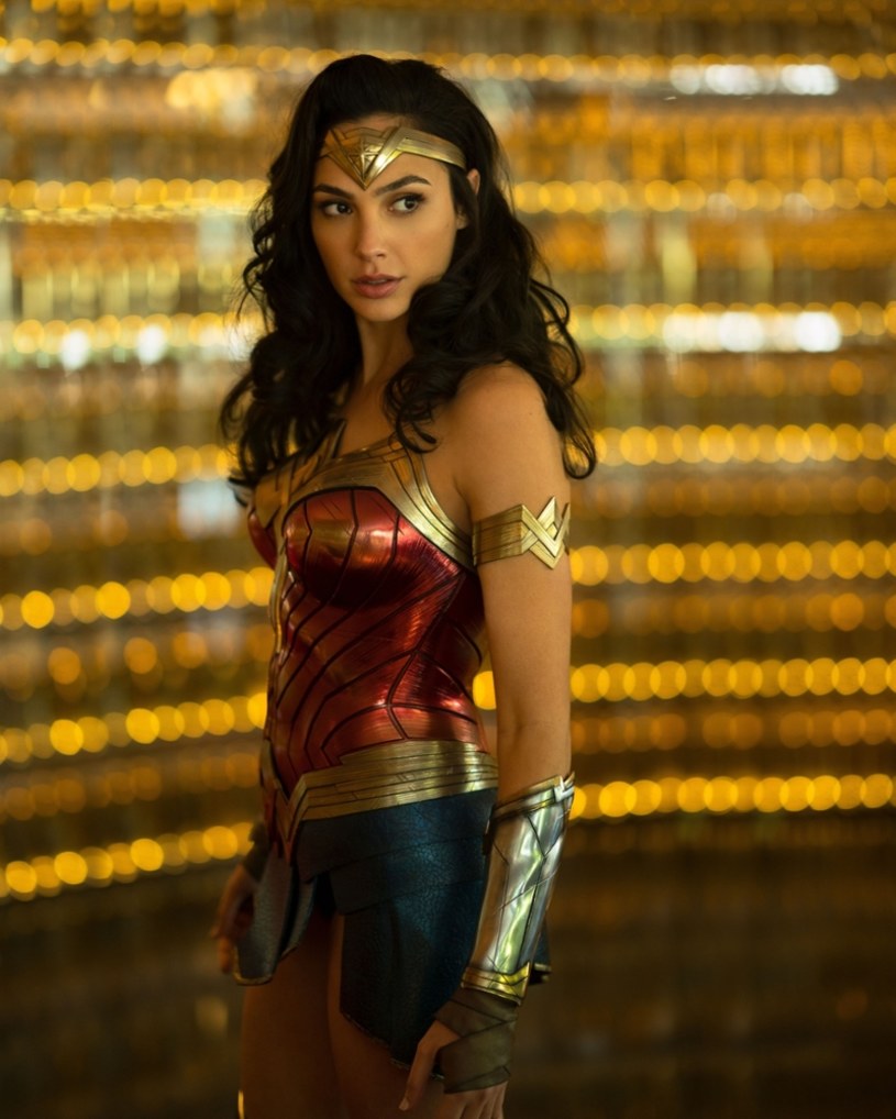 Fani superbohaterów komiksów DC i ich filmowych adaptacji mogą być zawiedzeni. Patty Jenkins, reżyserka "Wonder Woman" i jej sequela, oznajmiła, że wytwórnia Warner Bros. opuści tegoroczny Comic-Con w San Diego. Impreza gromadzi rocznie ponad 130 tysięcy fanów popkultury i jest największym wydarzeniem tego typu na świecie.