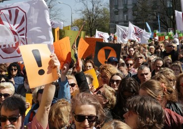 Posłowie PiS złożyli w Sejmie projekt dot. podniesienia wynagrodzenia nauczycieli 