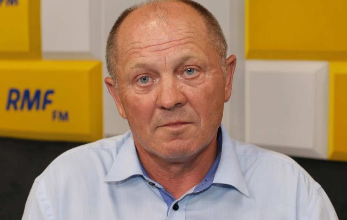 "Są środowiska, które się odzywają; są politycy, którzy są tym zainteresowani. Dajmy czas do końca tygodnia prezesowi na te wstępne rozmowy, a na finalizację w przyszłym tygodniu" – oświadczył Marek Sawicki, wiceprzewodniczący Rady Naczelnej PSL o zaproponowanej przez prezesa ludowców Koalicji Polskiej. Sawicki dodał, że PSL wystosuje zaproszenie do koalicji dla Platformy Obywatelskiej. "Władysław Kosiniak-Kamysz w najbliższym czasie spróbuje spotkać się z Grzegorzem Schetyną i zaprosić go do współpracy" – powiedział gość Popołudniowej rozmowy w RMF FM. Pytany o miejsce w Koalicji Polskiej dla Nowoczesnej, Sawicki przyznał, że "dla środowisk lewicowych w tej koalicji, w tym formacie raczej miejsca nie ma”. 