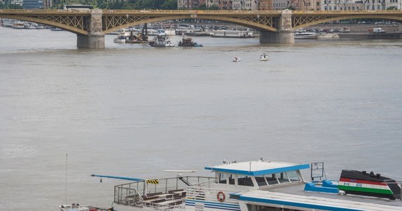Ukraiński kapitan statku-hotelu Viking Sigyn, który 29 maja zderzył się na Dunaju ze statkiem wycieczkowym, uczestniczył wcześniej w wypadku w Holandii – podała w czwartek węgierska prokuratura. W wyniku zatonięcia wycieczkowca zginęło co najmniej 16 osób.