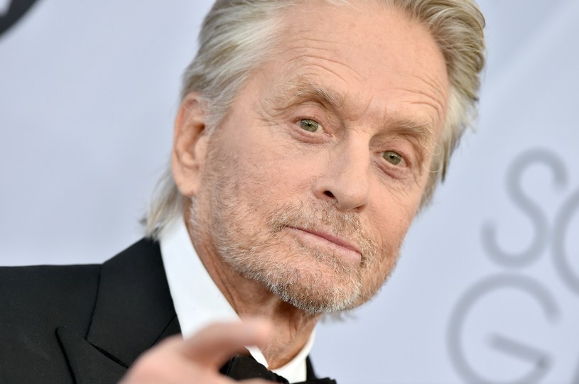 Podczas wywiadu dla Variety Michael Douglas wyznał, że liczył na Złota Palmę za swoją rolę w filmie "Wielki Liberace", który był pokazywany w ramach konkursu głównego prestiżowego festiwalu w Cannes w 2014 roku. Otrzymał ją jednak Bruce Dern za "Nebraskę". Douglas za całą sytuację wini Stevena Spielberga, który był wtedy przewodniczącym jury.