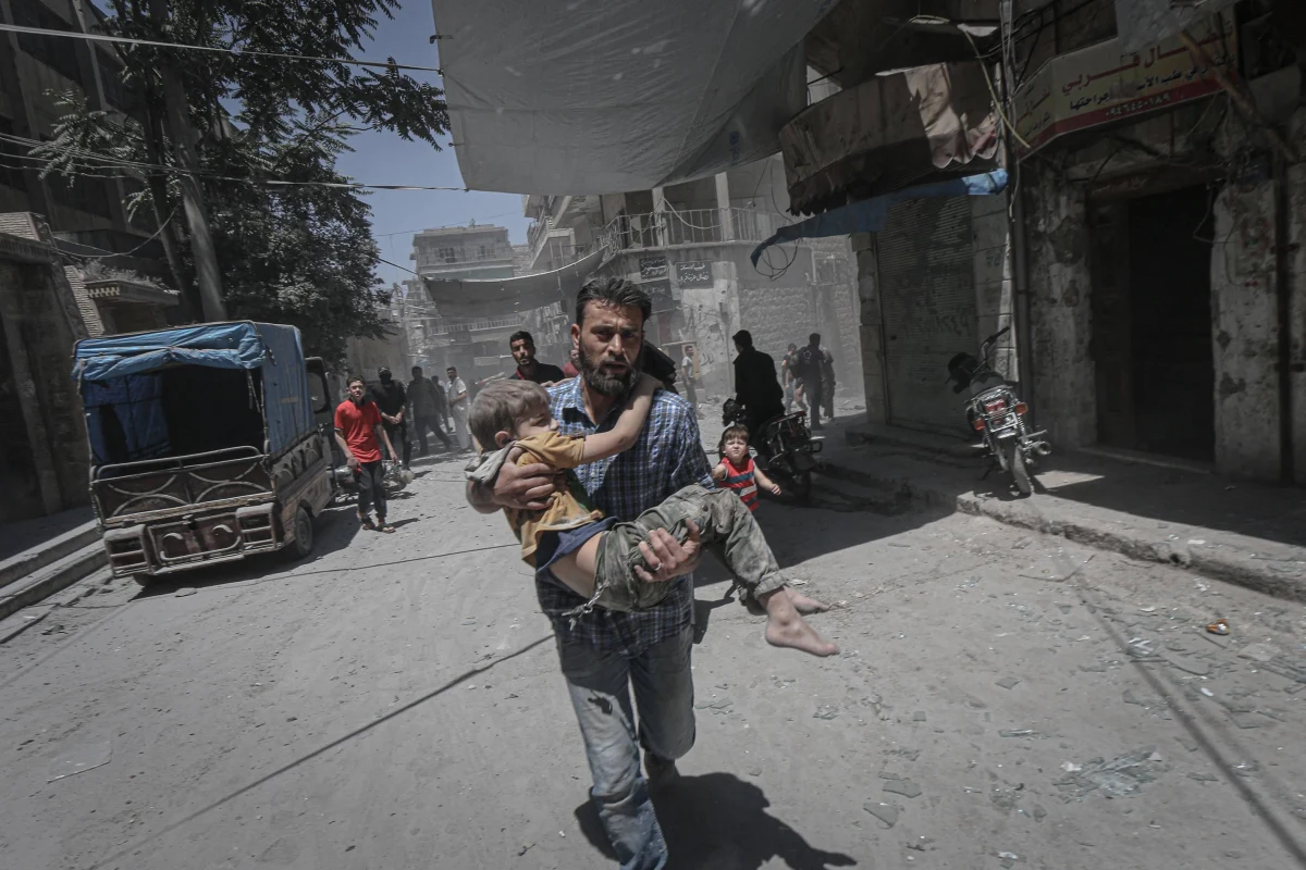 Nasilają się walki  w syryjskiej prowincji Idlib - strefie, która powinna być zdemilitaryzowana. Zgodnie z doniesieniami agencji AFP w starciach pomiędzy wojskami prezydenta Baszara el-Asada a dżihadystami i islamskimi rebeliantami, tylko w ciągu ostatnich dwóch dni zginęły co najmniej 83 osoby.