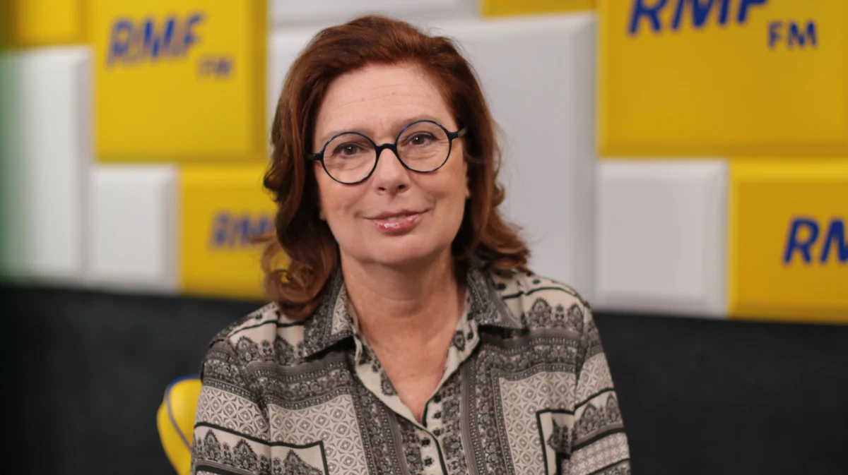 "Czas na zacieśnianie tej współpracy i wyznaczenie sobie mapy drogowej na najbliższe dni" - mówi Gość Krzysztof Ziemca polityk PO i wicemarszałek Sejmu Małgorzata Kidawa-Błońska pytana o to, czy dojdzie do zjednoczenia Platformy Obywatelskiej i Nowoczesnej. Dodaje, że decyzje w tej sprawie zostaną podjęte do końca przyszłego tygodnia. "Wydaje mi się, że to (zjednoczenie - przy. red.) naturalne, bo tak wiele nas łączy, współpraca jest dobra, razem będziemy silniejsi" - podkreśla Kidawa-Błońska. Stwierdza jednak, że Nowoczesna sama musi dobie poradzić z problemem długów. "Długi to są długi. (...) To dla każdego ugrupowania bardzo trudne sprawy, bo odpowiedzialność za pieniądze, które się bierze w kampanii, jest bardzo duża".