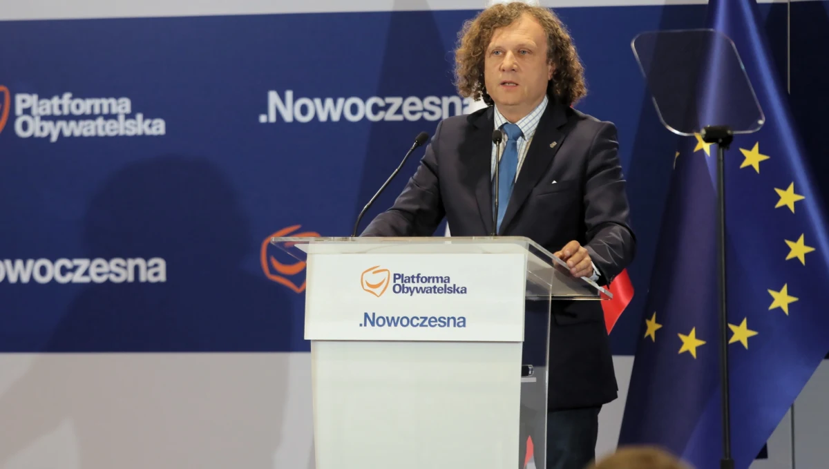 "Wielu moich kolegów już podjęło decyzję, że wystartuje do Senatu. Ja jej jeszcze nie podjąłem, ale nie wykluczam tego" - mówi prezydent Sopotu Jacek Karnowski w rozmowie z naszym reporterem Patrykiem Michalskim.