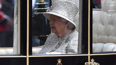 Tysiące Brytyjczyków świętowały urodziny królowej Elżbiety II