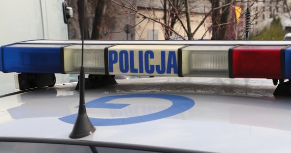 Do kolizji trzech samochodów osobowych - audi, fiata i volkswagena, doszło na drodze krajowej nr 28 w Gorzeniu Dolnym (Małopolskie). Jej uczestnik - jeden z dowódców policji w Suchej Beskidzkiej - był pod wpływem alkoholu.