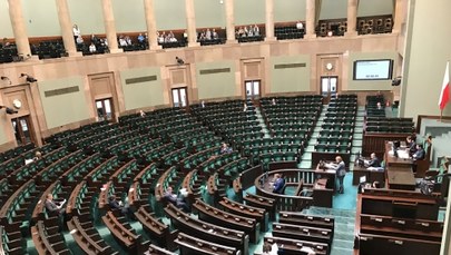 Sondaż IBRIS dla DGP, dziennik.pl i RMF FM: Tylko dwa ugrupowania w Sejmie