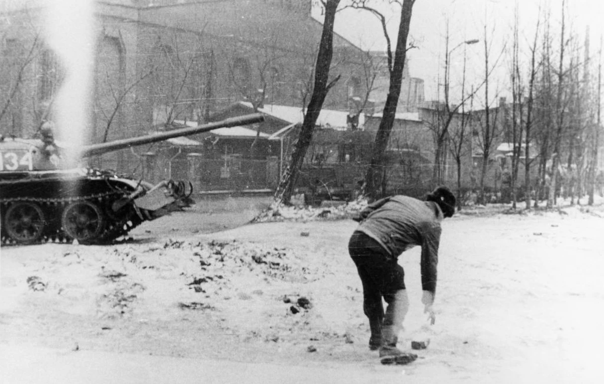W tym tygodniu w Katowicach ma zostać przesłuchany Roman S., były funkcjonariusz Milicji Obywatelskiej, podejrzany o udział w pacyfikacji kopalni Wujek w 1981 roku. 17 maja został zatrzymany w Chorwacji, a od ostatniego czwartku jest już w rękach polskiej policji. 