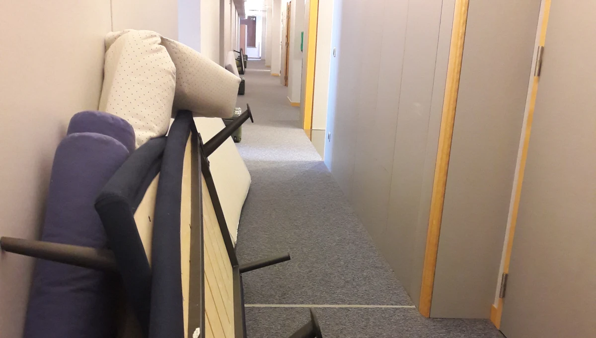 Aż 10 milionów euro kosztować ma renowacja biur dla nowych eurodeputowanych w Strasburgu i Brukseli - ustaliła dziennikarka RMF FM Katarzyna Szymańska-Borginon. "Budżet obejmuje 60 tys. metrów kwadratowych biur, sal konferencyjnych i części wspólnych" - wyjaśniają źródła RMF FM w Parlamencie Europejskim.