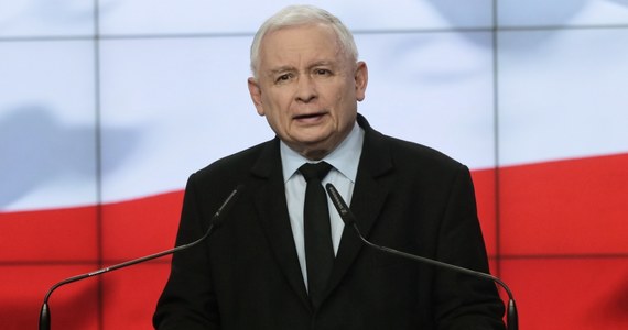 PiS gwarantuje, że w Polsce nie będzie podatku katastralnego, wprowadzenie go doprowadziłoby do wywłaszczenia ogromnej części Polaków z wszelkiego rodzaju własności odnoszących się do nieruchomości - powiedział prezes PiS Jarosław Kaczyński. 