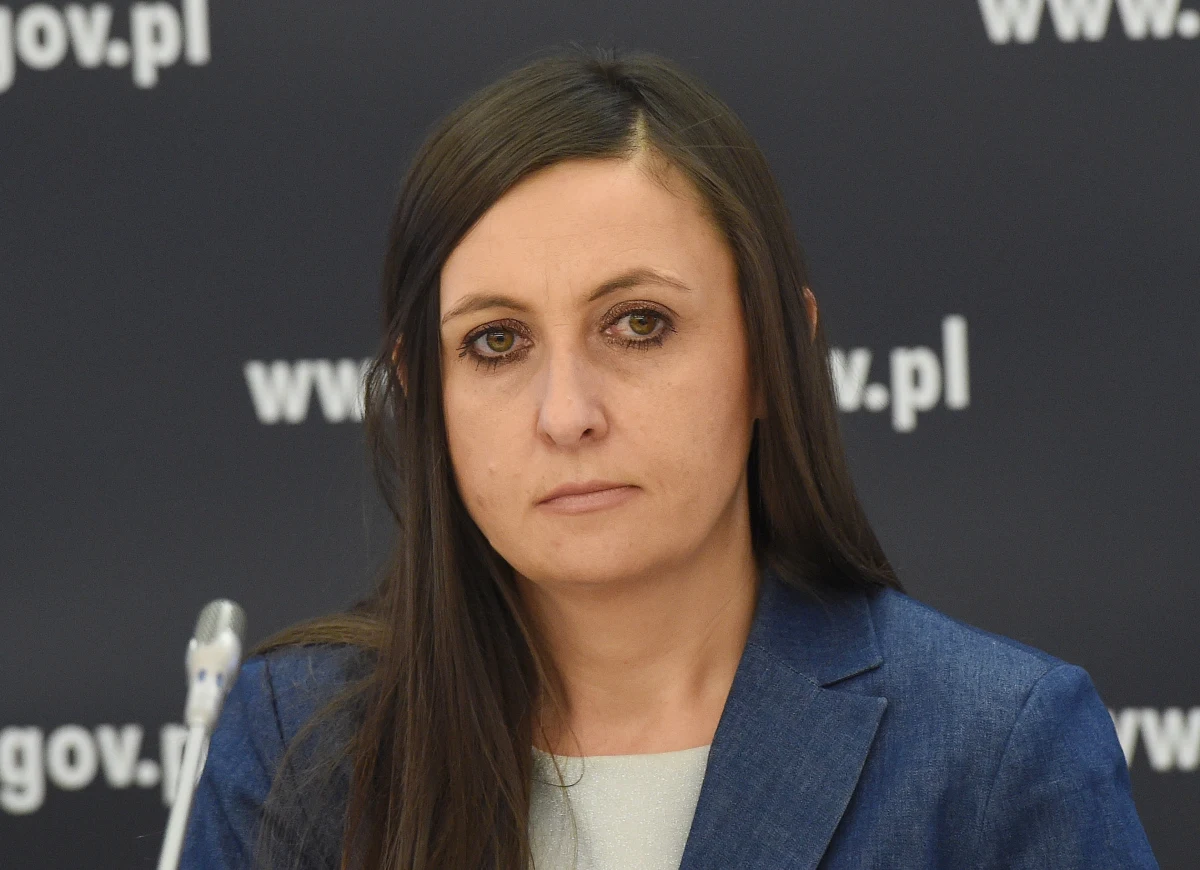 Matusz Morawiecki odwołał ze stanowiska wiceprezes Urzędu Ochrony Konkurencji i Konsumentów Dorotę Karczewską - poinformowała rzeczniczka Urzędu Małgorzata Cieloch. Nie podano jaka była przyczyna tej decyzji. 