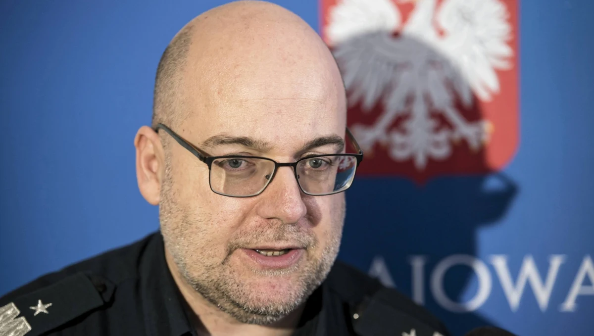 Wiceminister finansów Piotr Walczak został nowym szefem Krajowej Administracji Skarbowej - poinformował w środę na Twitterze rzecznik prasowy Ministerstwa Finansów Paweł Jurek. Powołanie na nowe stanowisko Walczak odebrał z rąk pierwszego szefa KAS, obecnie ministra finansów Mariana Banasia.