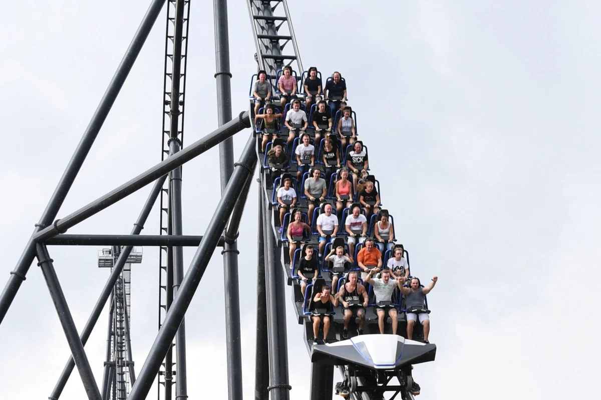 W czwartek po południu piorun uderzył w parku rozrywki Energylandia w Zatorze. Wybuchła panika, trzy osoby zostały poszkodowane. Informację dostaliśmy na Gorącą Linię RMF FM.
