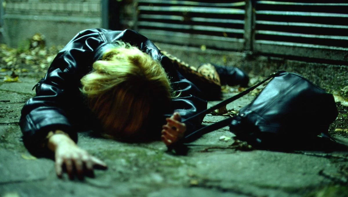 ​Niejasne sytuacje wokół sprawy o zgwałcenie kobiety w Sopocie. Podejrzewany o ten czyn mężczyzna nie stawia się na wezwania śledczych, a jednemu ze świadków grożono pistoletem - informuje portal Onet.pl.