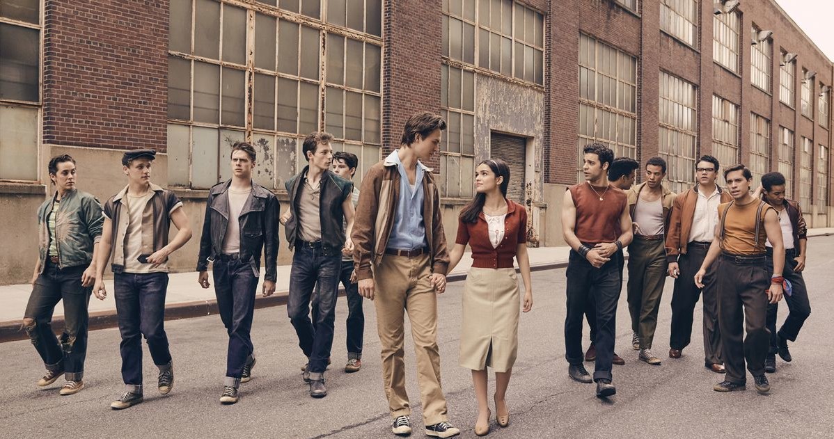 W sieci zadebiutowało właśnie pierwsze zdjęcie zapowiadające nowy film Stevena Spielberga. "West Side Story" to kolejna ekranowa wersja słynnego broadwayowskiego musicalu.