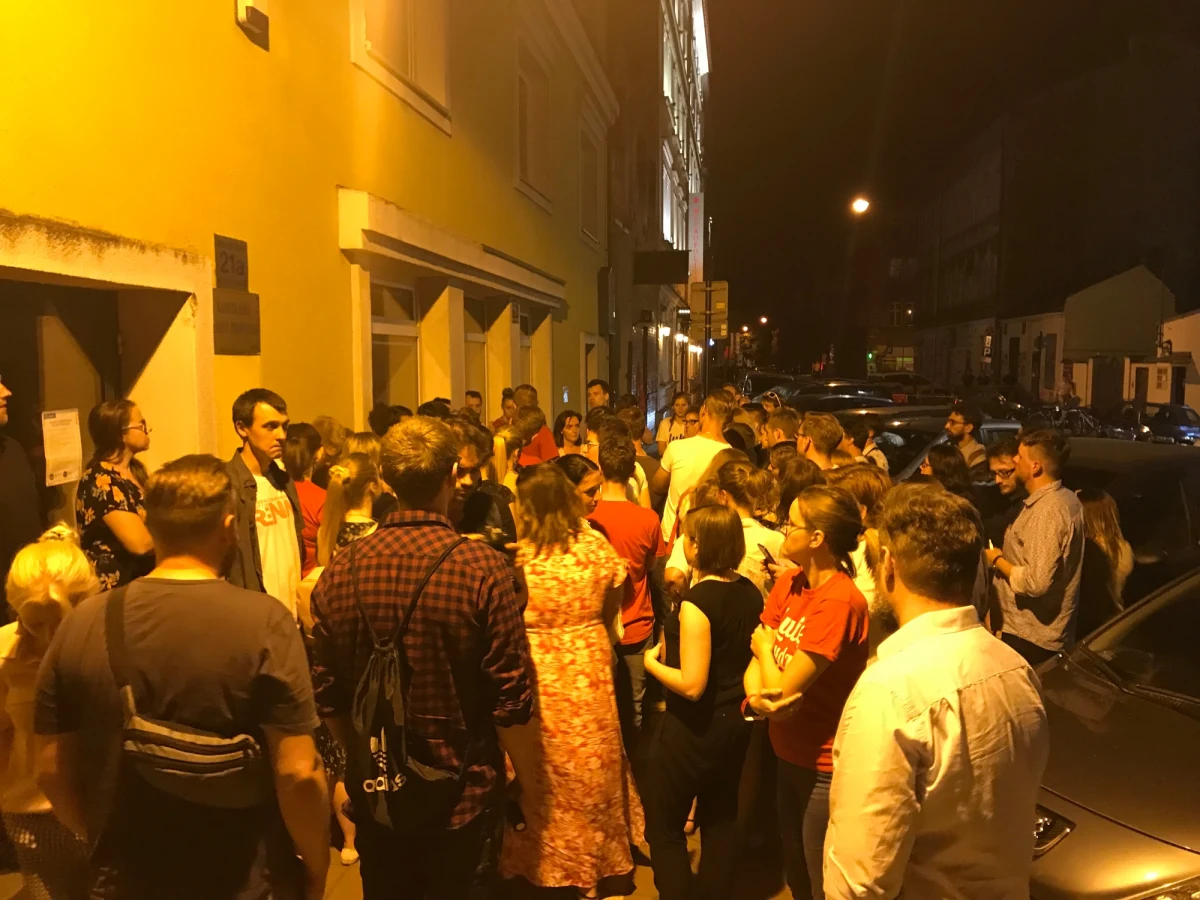 Działaczka Stowarzyszenia Wiosna Anna Wilczyńska została w nocy wybrana na prezesa organizacji. Wiceprezesami zostali: Anna Korzycka, Dominika Langer-Gniłka oraz Łukasz Słoniowski. Jak informuje reporter RMF FM Marek Wiosło, decyzję podjęto po niemal dziewięciogodzinnych obradach. 