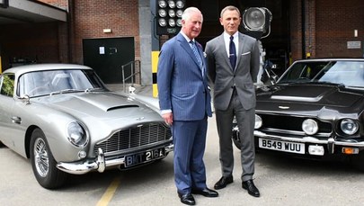 Książę Karol odwiedził plan nowego filmu o Jamesie Bondzie