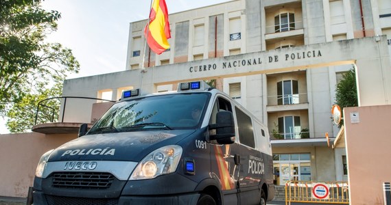 Hiszpański Sąd Najwyższy skazał na kary od 15 do ponad 17 lat więzienia pięciu mężczyzn, którzy w 2016 r. dopuścili się agresji na tle seksualnym wobec nastolatki w Pampelunie, w północno-wschodniej Hiszpanii. Przed tym orzeczeniem przebywali na wolności, na zwolnieniu warunkowym, mimo wcześniejszych wyroków skazujących wydanych przez sądy niższych instancji.