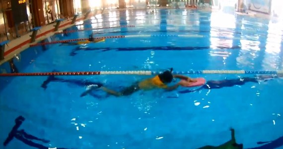 196,5 metra przepłynęła pod wodą bez płetwy na jednym oddechu katowiczanka Julia Kozerska, bijąc na basenie w Stambule rekord świata kobiet. Zajęło jej to 4 minuty i 5 sekund. „Kryzysy pod wodą przychodzą i trzeba je umieć przezwyciężyć” – powiedziała pływaczka.