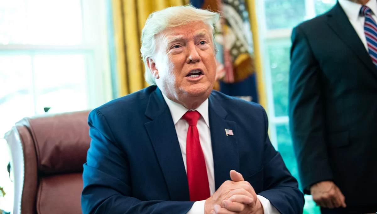 ​Prezydent USA Donald Trump ogłosił, że jego kraj wprowadza nowy pakiet "surowych" sankcji przeciw Iranowi, które obejmą m.in. najwyższego duchowo-politycznego przywódcę tego kraju ajatollaha Alego Chameneia. To odpowiedź na zestrzelenie przez Teheran drona USA.