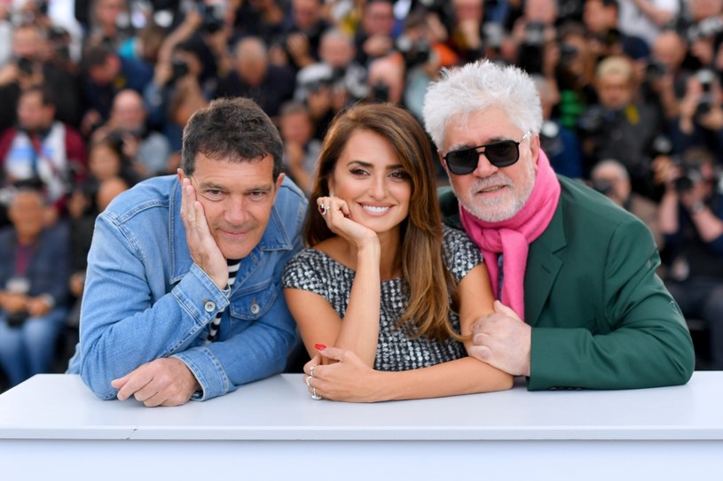 Wielki powrót Pedra Almodóvara, entuzjastycznie przyjęty przez widzów i krytyków "Ból i blask" (Dolor y gloria) oraz nagrodzony za scenariusz w Cannes "Portret kobiety w ogniu" (Portrait de la jeune fille en feu) Céline Sciammy znajdą się w programie tegorocznej edycji Międzynarodowego Festiwalu Filmowego Nowe Horyzonty we Wrocławiu. Dzieło francuskiej twórczyni otworzy 19. odsłonę festiwalu. Jeszcze tylko do najbliższej niedzieli, 30 czerwca, trwa sprzedaż karnetów i akredytacji dziennikarskich.
