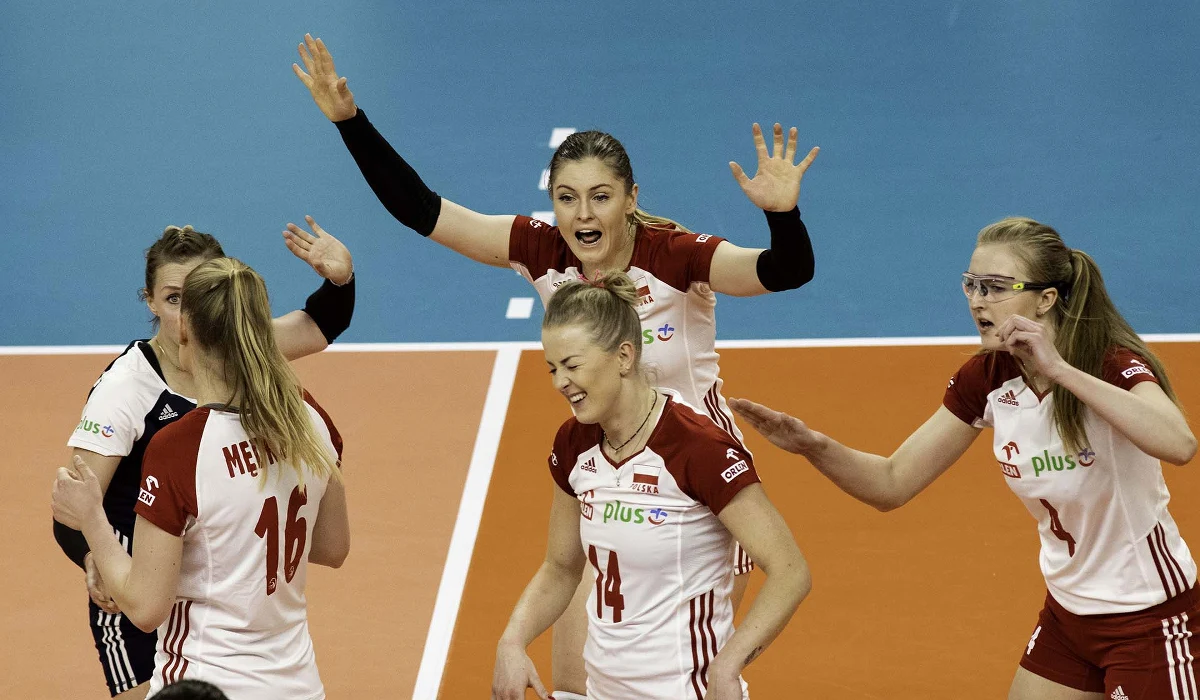 Reprezentacyjna siatkarka Joanna Wołosz liczy, że polski zespół stać na sprawienie kolejnej niespodzianki, jaką byłby awans do najlepszej czwórki turnieju finałowego Ligi Narodów. Doświadczona rozgrywająca wraca do pełni sił po kontuzji stawu skokowego.