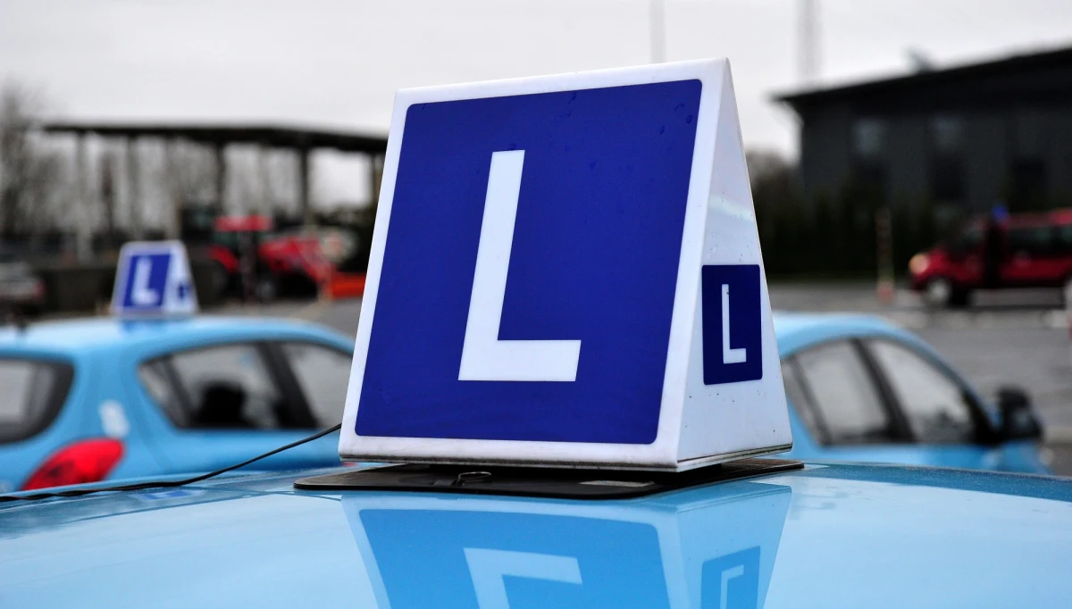 ​Prokuratura w Rybniku nie wyklucza postawienia zarzutów kobiecie, który w poniedziałek śmiertelnie potrąciła egzaminatora. Wszelkie zebrane w tej sprawie dowody policja przesłała już śledczym.