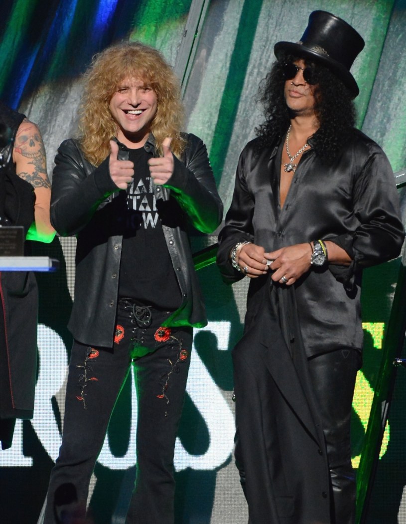 Serwis TMZ poinformował, że do szpitala z ranami brzucha trafił Steven Adler, były perkusista Guns N' Roses. To muzyk miał sam zadać sobie ciosy nożem.