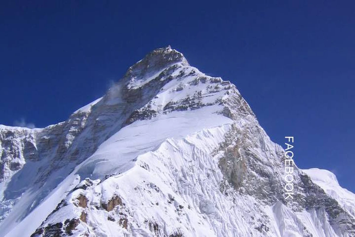 Polscy himalaiści, którzy kilka dni temu zdobyli wierzchołek Nanda Devi East (7434 m n.p.m.) w Indiach w 80. rocznicę pierwszego sukcesu Polaków w Himalajach, zeszli bezpiecznie ze szczytu, a dziś opuścili bazę i rozpoczęli drogę powrotną do Dehli.