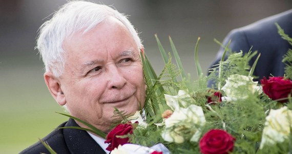 Ja osobiście chciałbym, żeby Jarosław Kaczyński został jeszcze premierem. To jednak zależy od sytuacji politycznej w następnej kadencji - powiedział "Wprost" europoseł PiS Adam Bielan. 