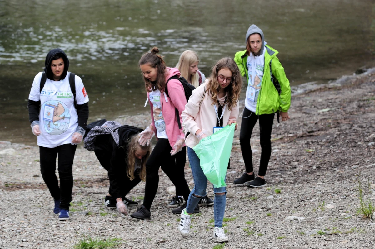 Już po raz ósmy w ramach projektu Czyste Tatry wolontariusze ruszą na szlaki, by posprzątać góry. Tatrzańskie trasy zostaną oczyszczone z zalegających śmieci, a tysiące miłośników górskich wędrówek i ambasadorzy wydarzenia ponownie przypomną, że o nasz naturalny krajobraz powinniśmy dbać przez cały rok. Tegoroczny finał odbędzie się w ostatni weekend lipca  - 26 i 27.07. w Zakopanem.  